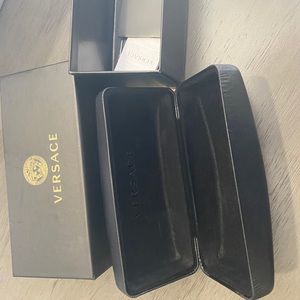 FLASH SALE!!! Luxury Versace case.